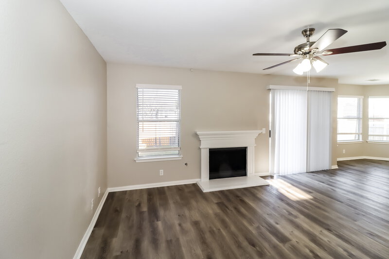 2,030/Mo, 21013 Godolophin Ct Pflugerville, TX 78660 Living Room View 4