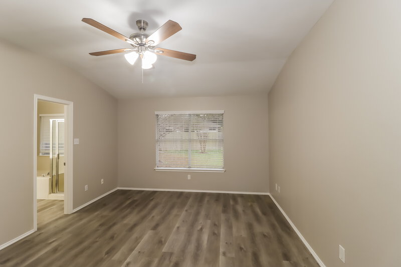 1,875/Mo, 2626 Bradley Ln Round Rock, TX 78664 Main Bedroom View 2