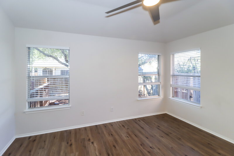 2,195/Mo, 17532 Bishopsgate Dr Pflugerville, TX 78660 Main Bedroom View