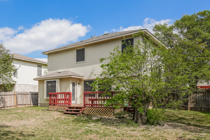 2,200/Mo, 15524 Sarahs Creek Dr Pflugerville, TX 78660 Rear View