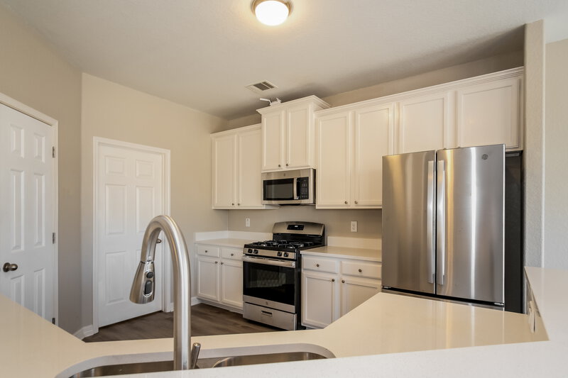 1,885/Mo, 228 Caddis Cv Kyle, TX 78640 Kitchen View 2