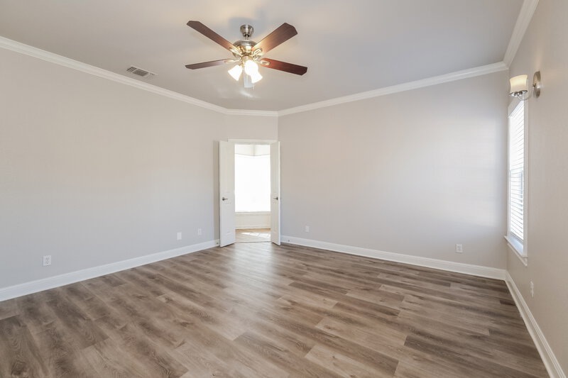 2,525/Mo, 17 Creek Side Dr Wimberley, TX 78676 Main Bedroom View