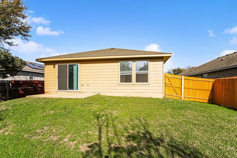 1,975/Mo, 9117 Indigo Sky Dr Austin, TX 78724 Rear View