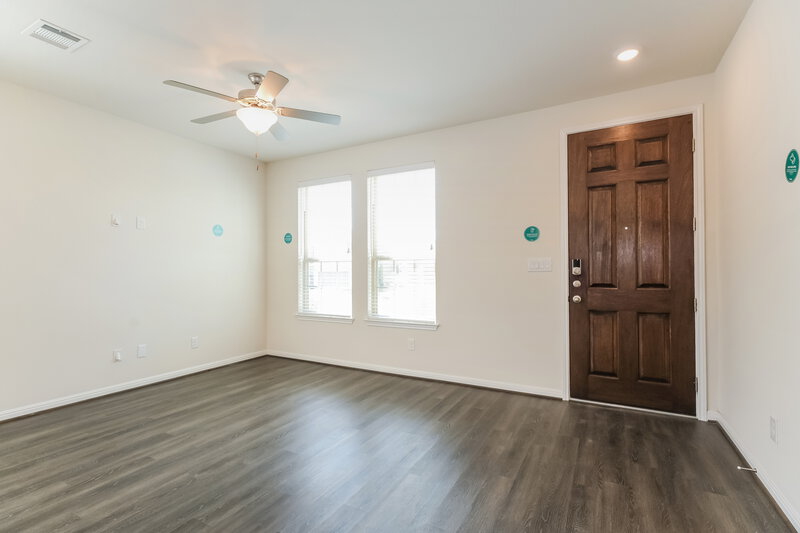 2,315/Mo, 2037 Hat Bender Loop Round Rock, TX 78664 Living Room View 2