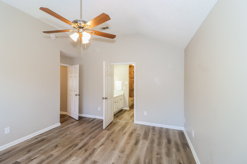 1,725/Mo, 911 Saunders Dr Round Rock, TX 78664 Main Bedroom View