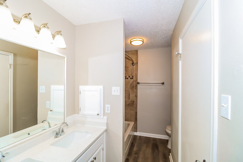 1,725/Mo, 911 Saunders Dr Round Rock, TX 78664 Main Bathroom View