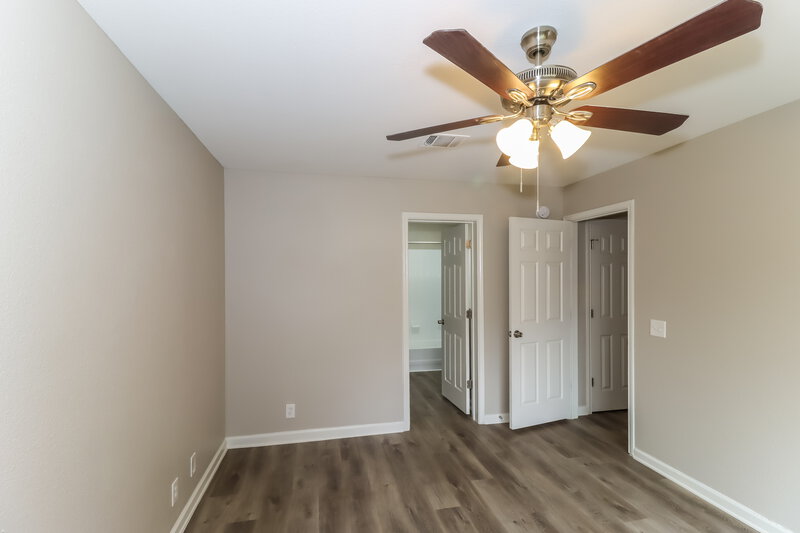 2,010/Mo, 21311 Derby Day Ave Pflugerville, TX 78660 Main Bedroom View 2