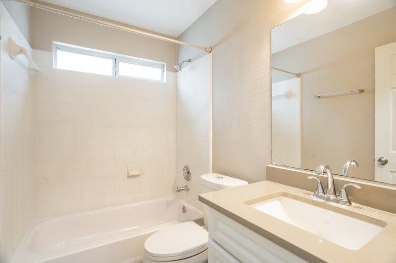 1,905/Mo, 21311 Derby Day Ave Pflugerville, TX 78660 Bathroom View