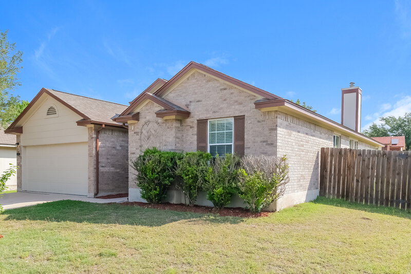 2,685/Mo, 119 Cassandra Dr Hutto, TX 78634 Front View
