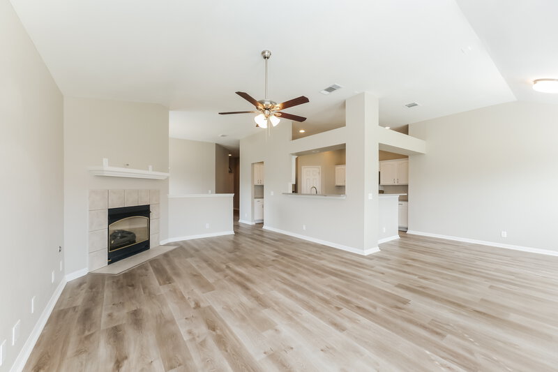 2,685/Mo, 119 Cassandra Dr Hutto, TX 78634 Living Room View 2