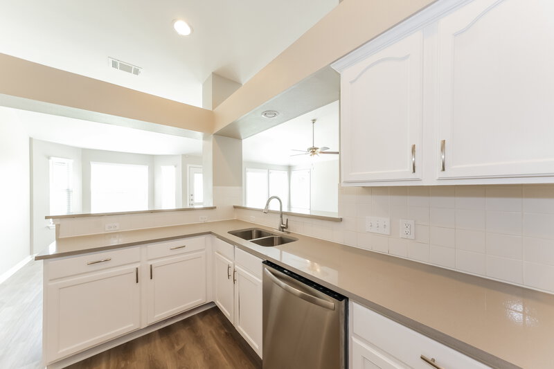 2,685/Mo, 119 Cassandra Dr Hutto, TX 78634 Kitchen View