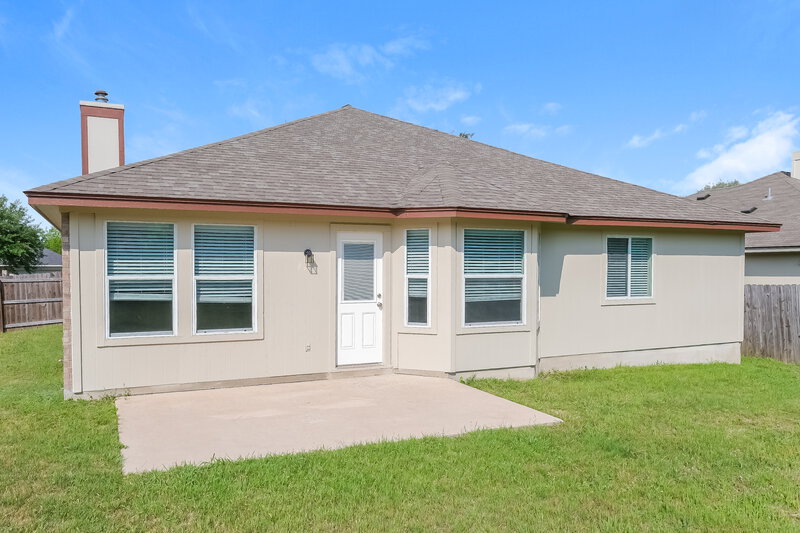 2,685/Mo, 119 Cassandra Dr Hutto, TX 78634 Rear View 2