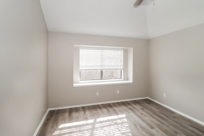 1,970/Mo, 1505 Lantana Dr Round Rock, TX 78664 Main Bedroom View 2