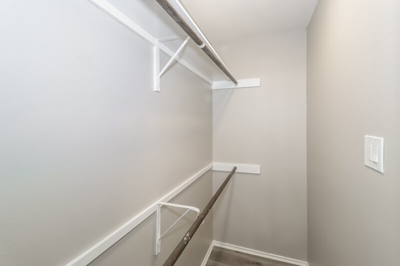 1,970/Mo, 1505 Lantana Dr Round Rock, TX 78664 Walk In Closet View