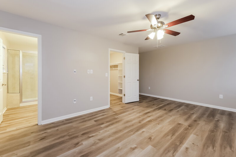 1,780/Mo, 271 Eagle Brook Ln Buda, TX 78610 Main Bedroom View 2