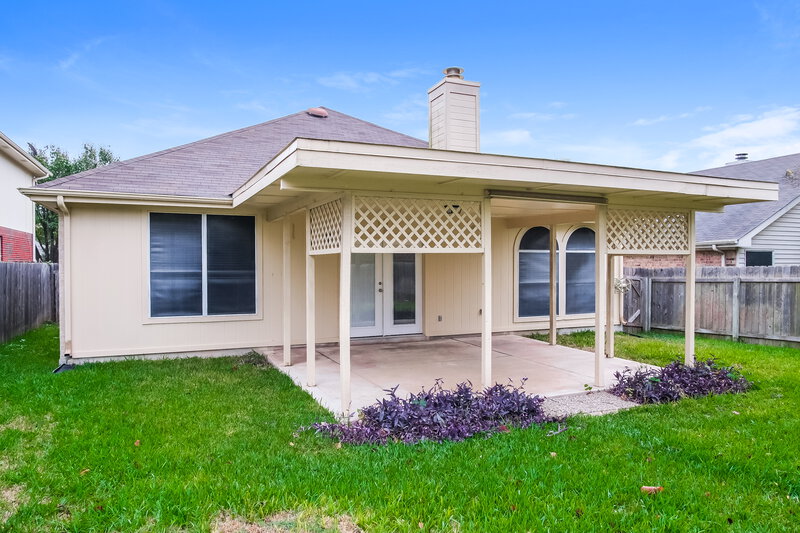 2,185/Mo, 17204 Jigsaw Pathway Round Rock, TX 78664 Rear View