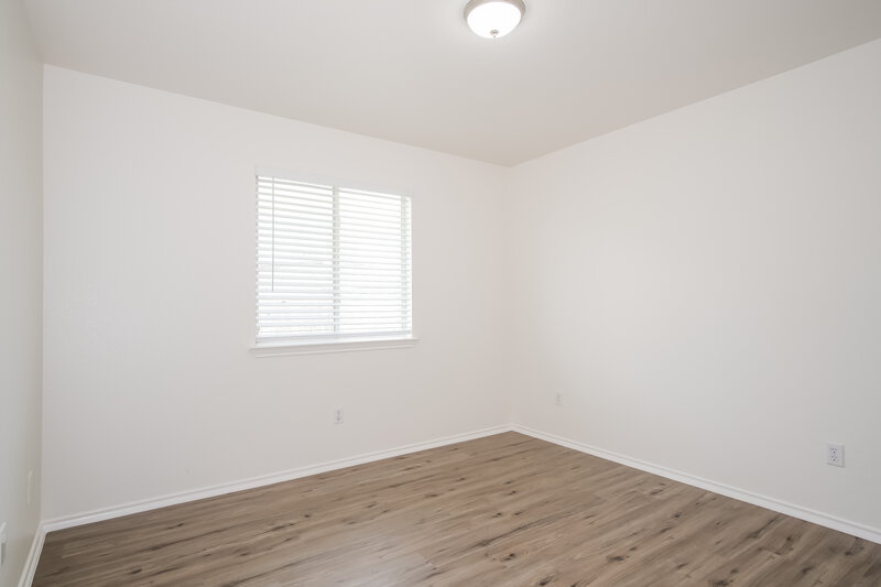 1,760/Mo, 105 Lucy Cv Hutto, TX 78634 Bedroom View 3