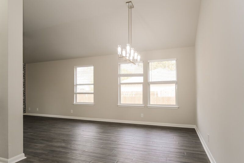 1,905/Mo, 407 Clarks Way Hutto, TX 78634 Dining Room View