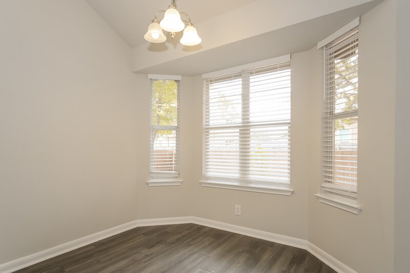 1,905/Mo, 407 Clarks Way Hutto, TX 78634 Breakfast Nook View