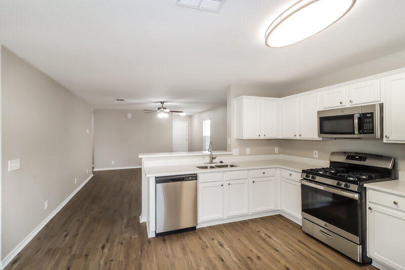 1,865/Mo, 12320 Jamie Dr Manor, TX 78653 Kitchen View 2