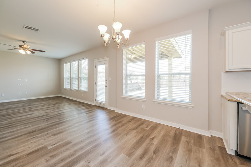 2,250/Mo, 603 Irvin Dr San Marcos, TX 78666 Misc View 7