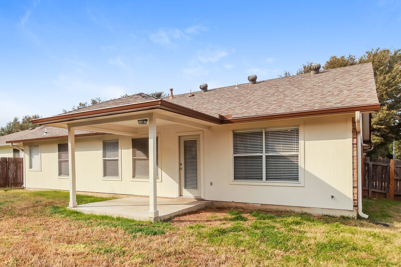 2,200/Mo, 2516 Vernell Way Round Rock, TX 78664 Rear View