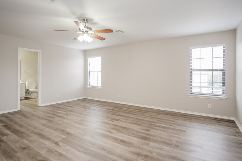 1,870/Mo, 189 Valero Dr San Marcos, TX 78666 Main Bedroom View 2