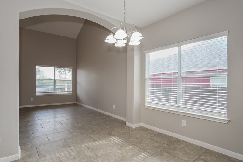 2,690/Mo, 904 Poplar Dr Georgetown, TX 78628 Dining Room View