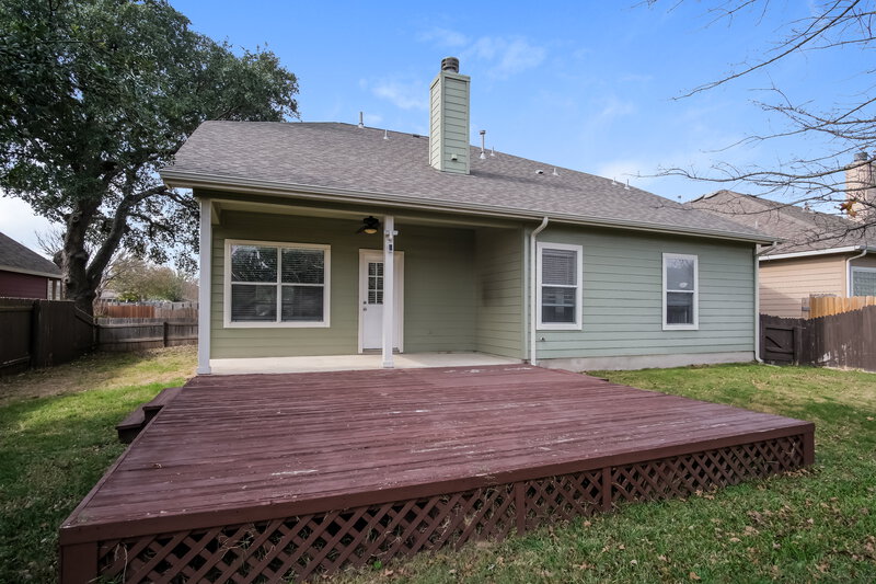 2,690/Mo, 904 Poplar Dr Georgetown, TX 78628 Rear View 2