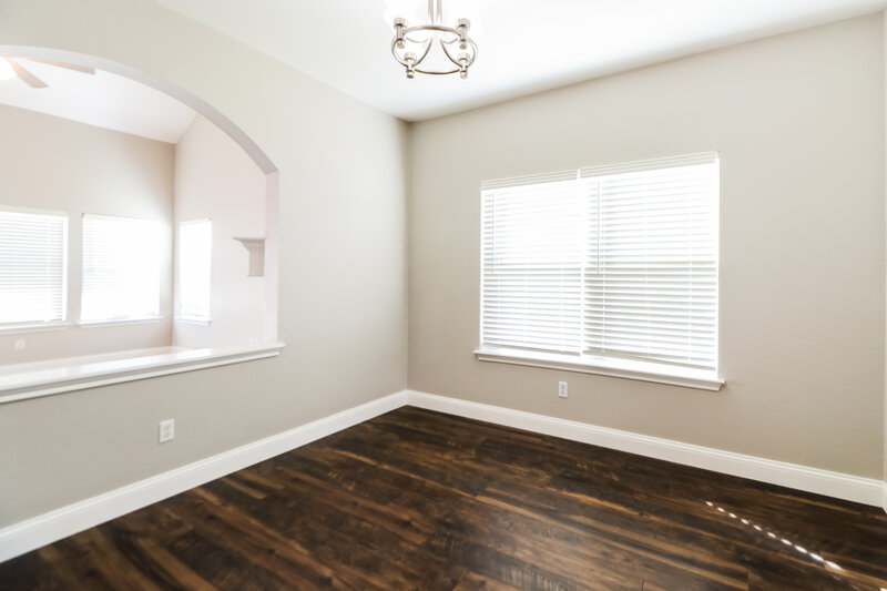 2,135/Mo, 125 Brown St Hutto, TX 78634 Dining Room View