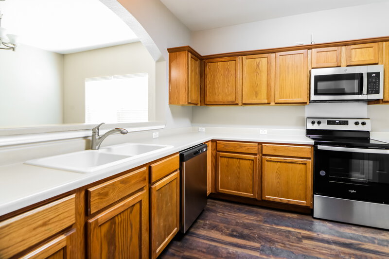 2,135/Mo, 125 Brown St Hutto, TX 78634 Kitchen View