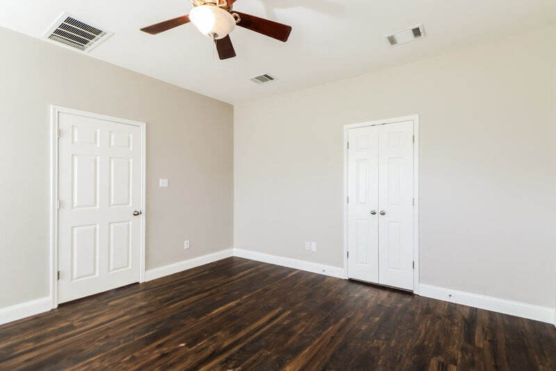 2,135/Mo, 125 Brown St Hutto, TX 78634 Main Bedroom View 2