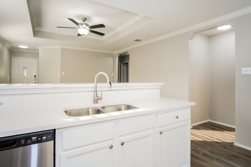 2,290/Mo, 240 Wolfberry Path Buda, TX 78610 Kitchen View