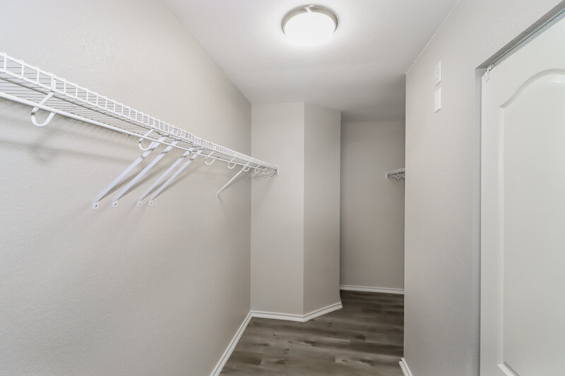 2,375/Mo, 1315 Quicksilver St Round Rock, TX 78665 Walk In Closet View
