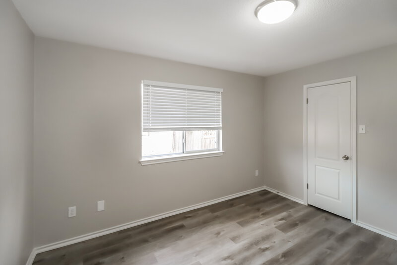 2,375/Mo, 1315 Quicksilver St Round Rock, TX 78665 Bedroom View 2