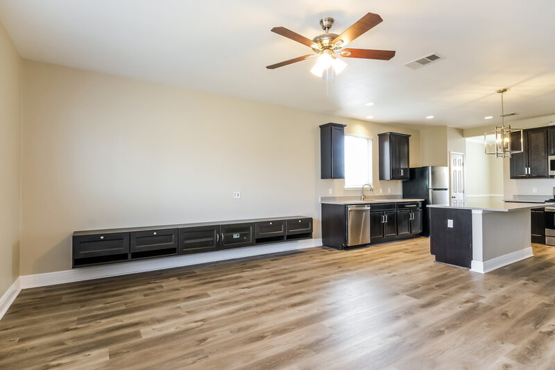 2,310/Mo, 327 Nandina Dr Buda, TX 78610 Living Room View 2