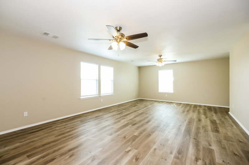 2,310/Mo, 327 Nandina Dr Buda, TX 78610 Family Room View
