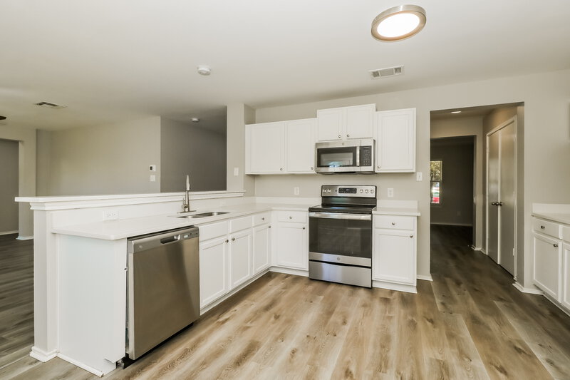 2,270/Mo, 18133 Topsail St Manor, TX 78653 Kitchen View