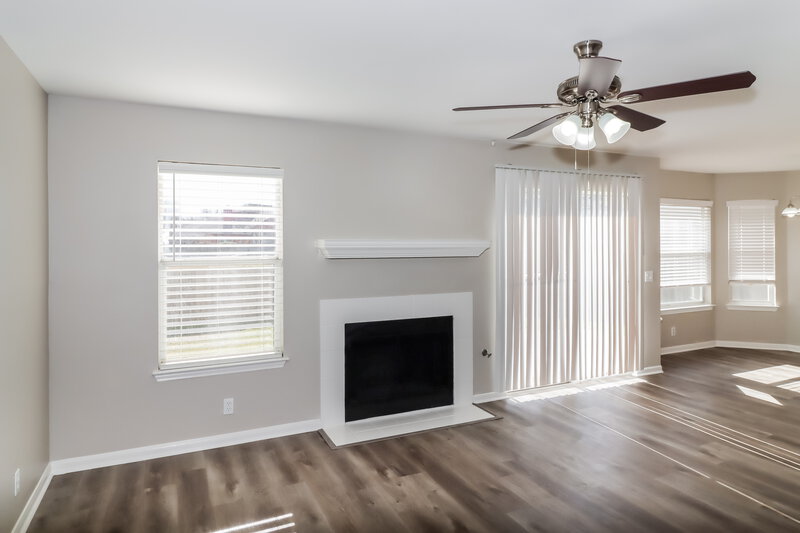 1,885/Mo, 1623 Harness Raceway Pflugerville, TX 78660 Living Room View 4