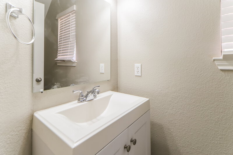 2,160/Mo, 1506 Sylvia Ln Round Rock, TX 78681 Bathroom View