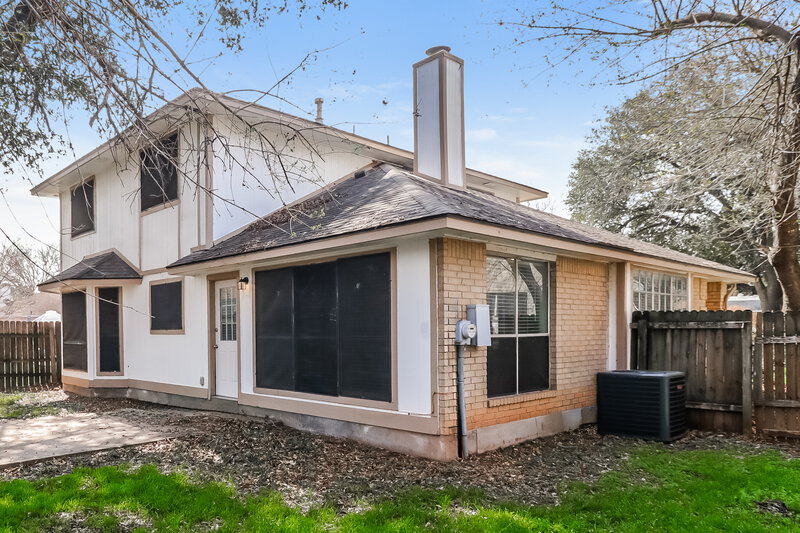 1,920/Mo, 4717 Fallenash Dr Austin, TX 78725 Rear View