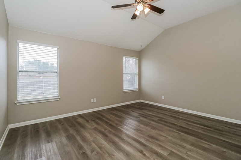 2,135/Mo, 200 N Crossing Trl Round Rock, TX 78665 Main Bedroom View