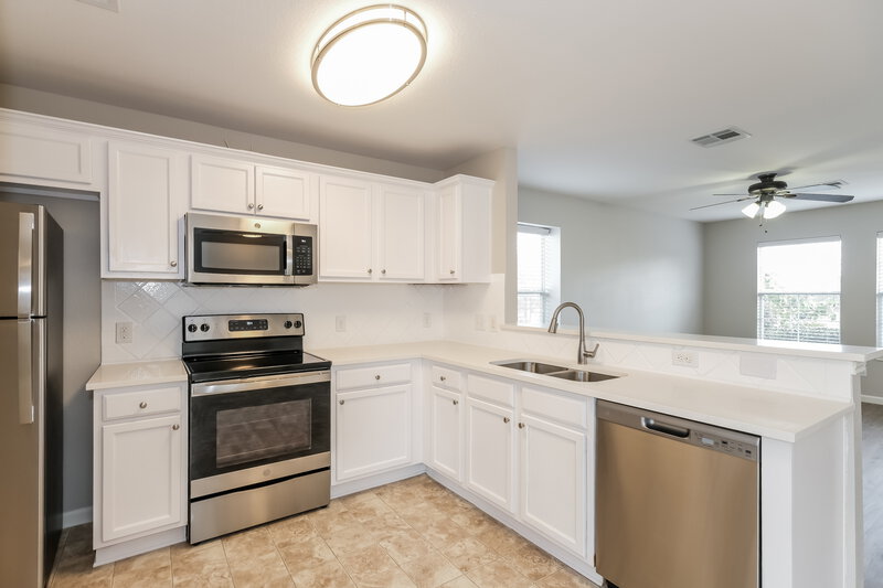 2,315/Mo, 1601 Corn Hill Ln Round Rock, TX 78664 No Caption View