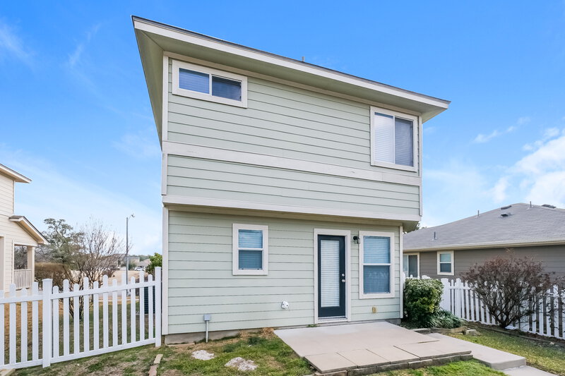 2,315/Mo, 1601 Corn Hill Ln Round Rock, TX 78664 Rear View 2