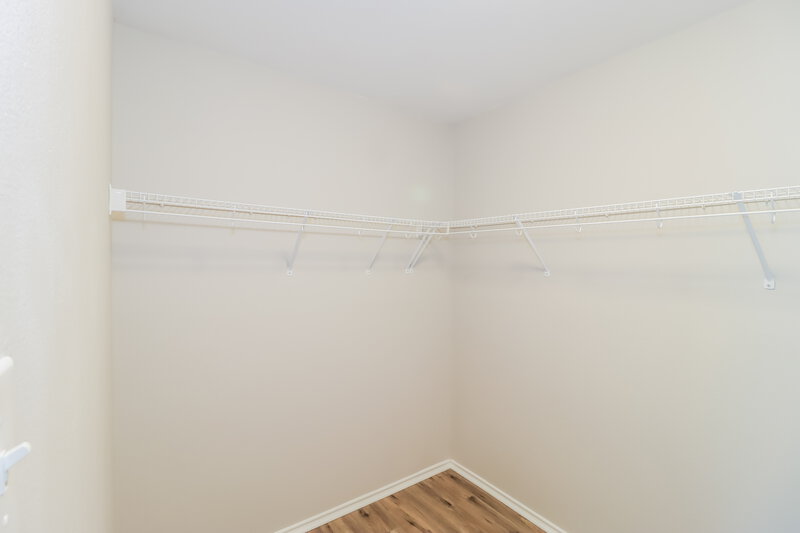 2,445/Mo, 2632 Haselwood Ln Round Rock, TX 78665 Walk In Closet View