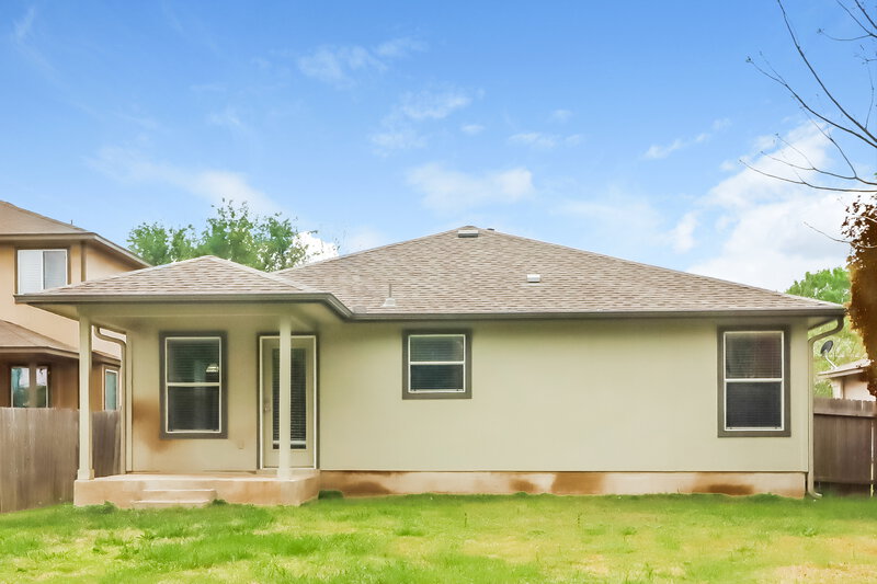 2,445/Mo, 2632 Haselwood Ln Round Rock, TX 78665 Rear View
