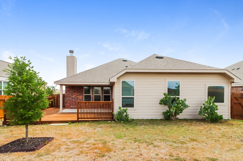 3,220/Mo, 1913 Chimney Dr Leander, TX 78641 Rear View