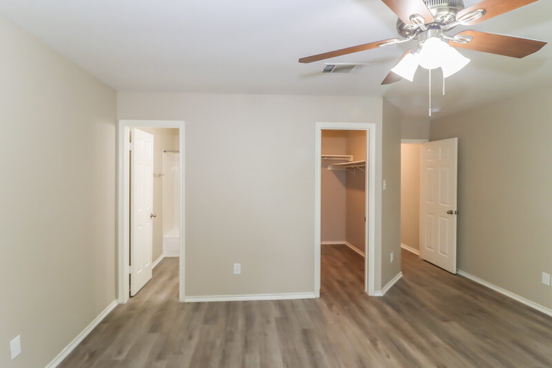 2,025/Mo, 1325 Lakeside Loop Round Rock, TX 78665 Main Bedroom View 2