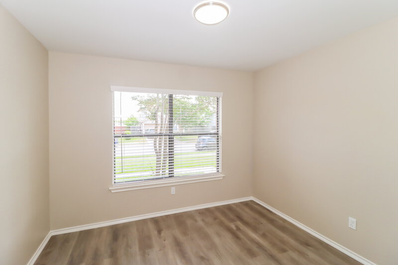 2,025/Mo, 1325 Lakeside Loop Round Rock, TX 78665 Bedroom View 3