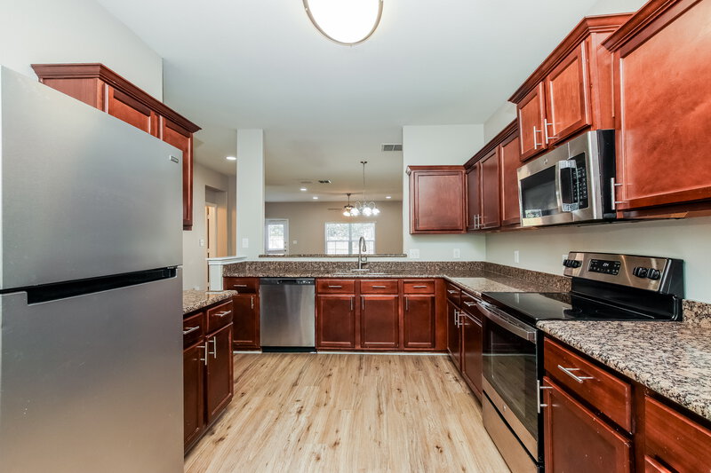1,840/Mo, 420 Sapphire Ln Jarrell, TX 76537 Kitchen View